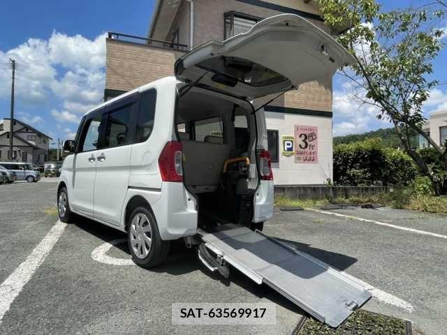 Daihatsu TANTO 2014-02 8797687-0