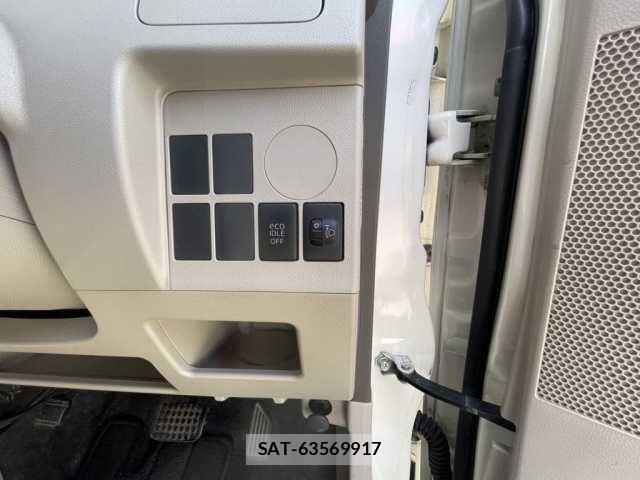Daihatsu TANTO 2014-02 8797687-18