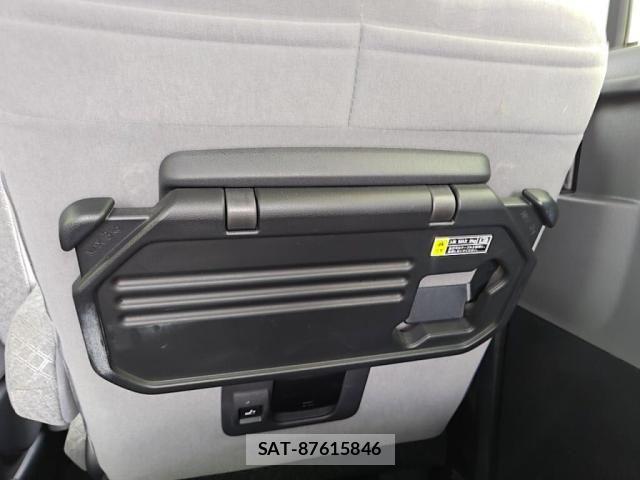 Daihatsu TANTO 2020-01 8797684-27