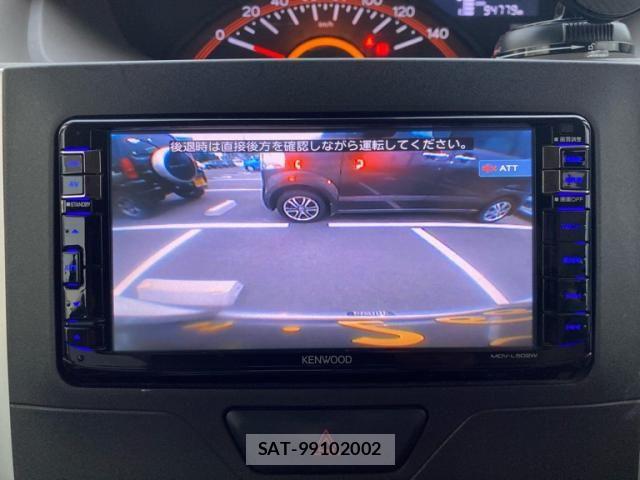 Daihatsu TANTO 2015-10 8797693-19