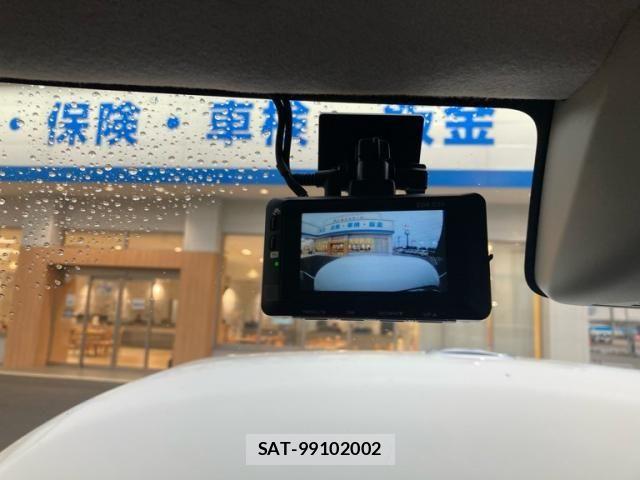 Daihatsu TANTO 2015-10 8797693-22