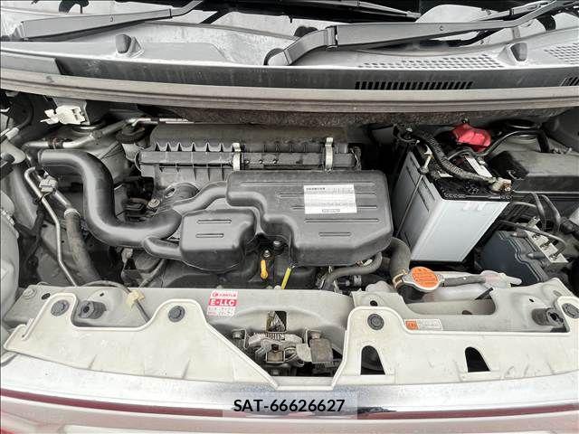 Daihatsu TANTO 2015-12 8831964-28