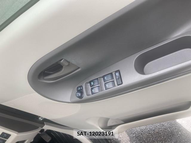 Daihatsu TANTO 2013-11 8831973-9