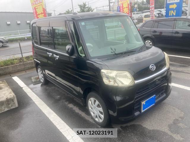 Daihatsu TANTO 2013-11 8831973-1