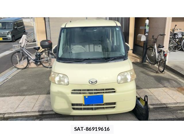 Daihatsu TANTO 2011-05 8831974-0