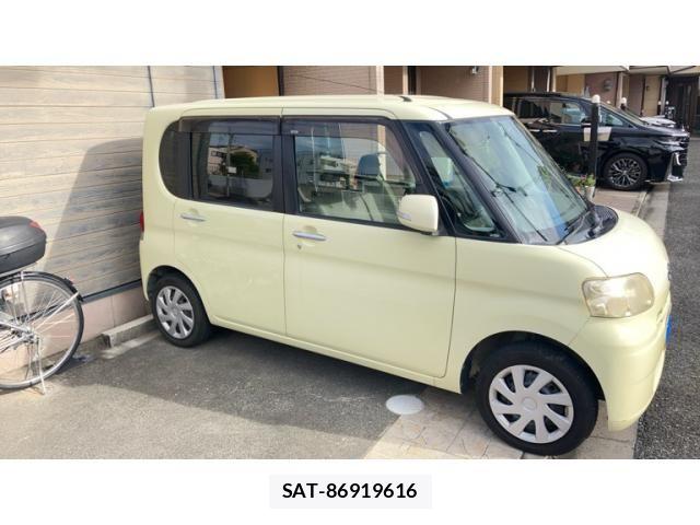 Daihatsu TANTO 2011-05 8831974-2