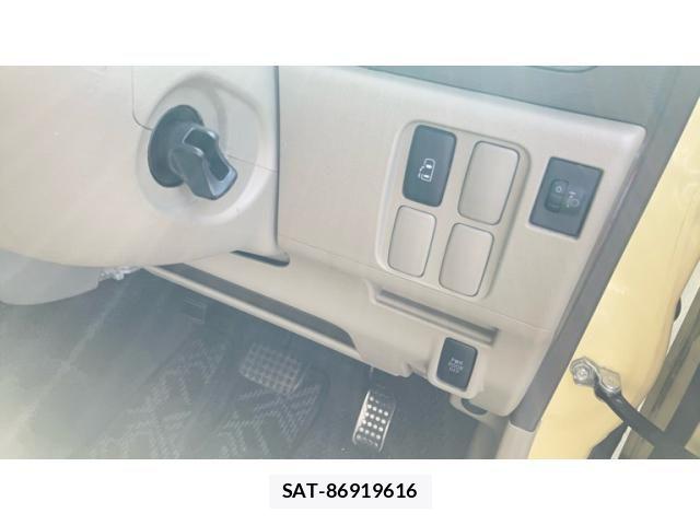 Daihatsu TANTO 2011-05 8831974-4