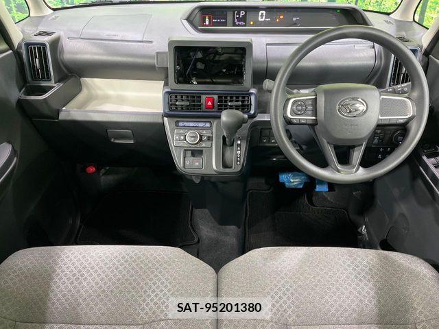 Daihatsu TANTO 2025-04 8831951-1