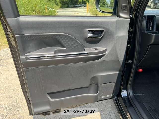 Daihatsu TANTO 2025-02 8831950-9