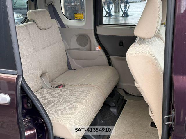 Daihatsu TANTO 2013-12 8831963-27