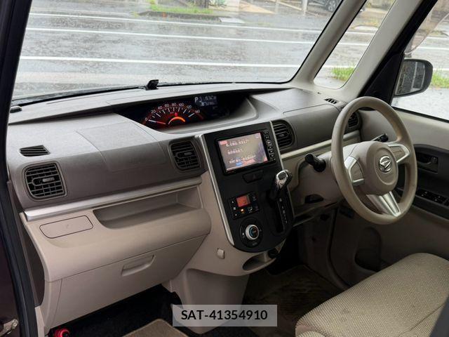 Daihatsu TANTO 2013-12 8831963-2