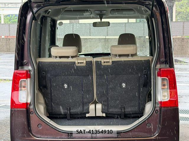 Daihatsu TANTO 2013-12 8831963-5