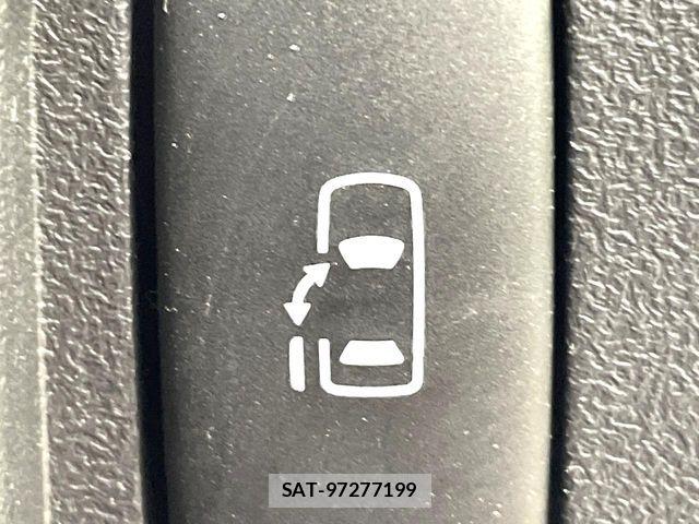 Daihatsu TANTO 2013-02 8850835-2