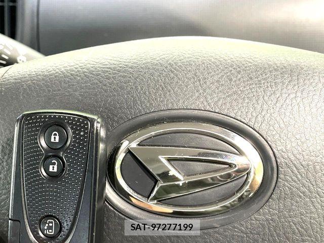Daihatsu TANTO 2013-02 8850835-5