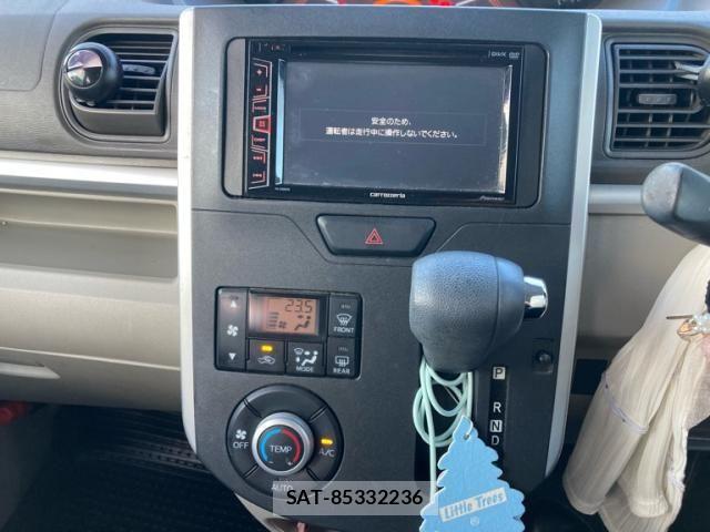 Daihatsu TANTO 2015-07 8850841-17