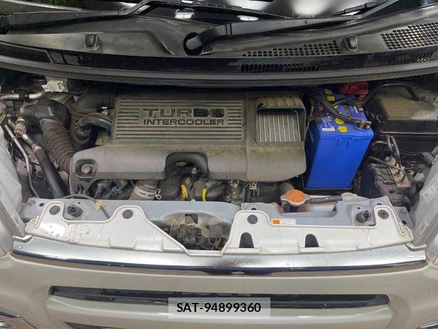 Daihatsu TANTO 2015-11 8849952-17