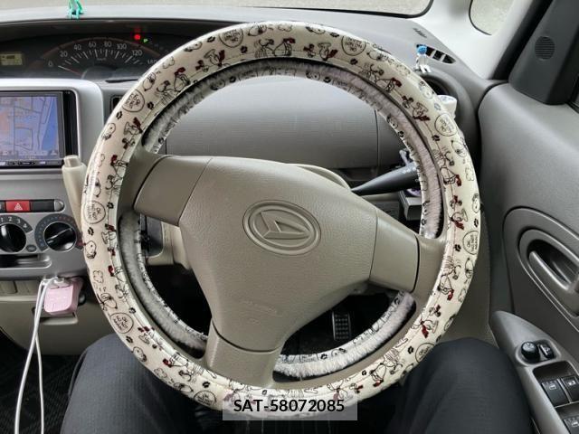 Daihatsu TANTO 2011-03 8850843-12