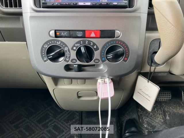 Daihatsu TANTO 2011-03 8850843-14