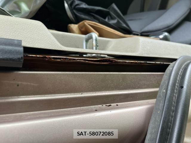 Daihatsu TANTO 2011-03 8850843-24