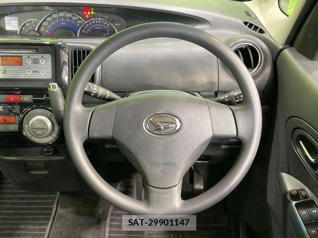Daihatsu TANTO 2013-09 8850836-10