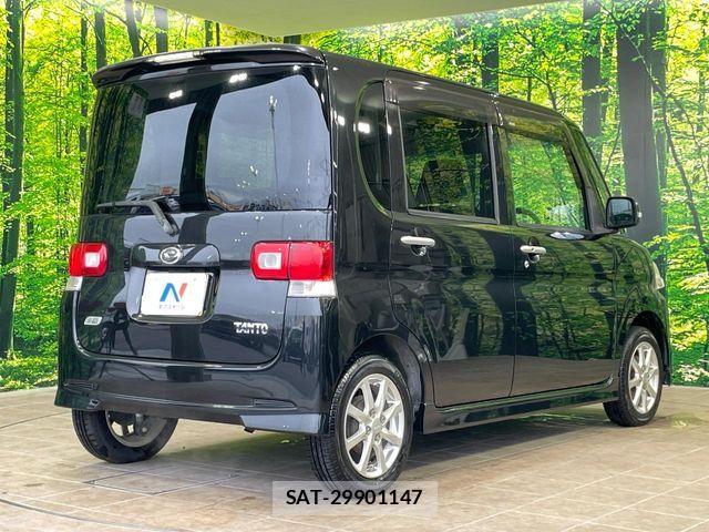 Daihatsu TANTO 2013-09 8850836-16