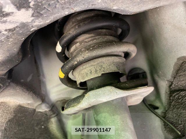 Daihatsu TANTO 2013-09 8850836-19