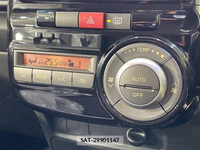 Daihatsu TANTO 2013-09 8850836-5