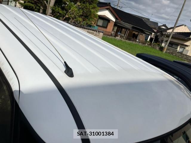 Daihatsu TANTO 2009-11 8850839-12