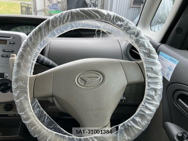 Daihatsu TANTO 2009-11 8850839-17