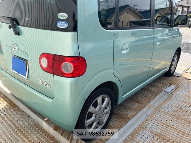 Daihatsu TANTO 2005-09 8849718-3