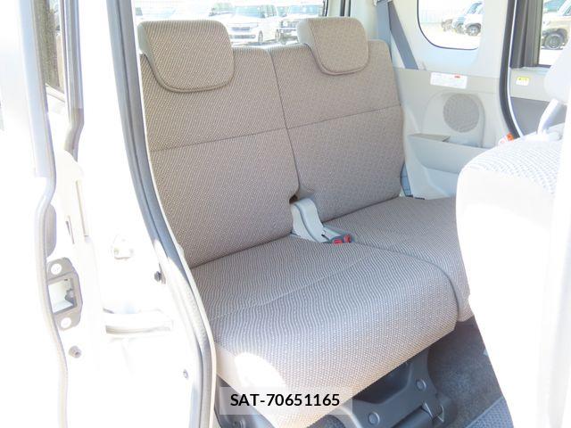 Daihatsu TANTO 2019-04 8850828-6