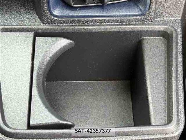Daihatsu TANTO 2023-08 8850825-27