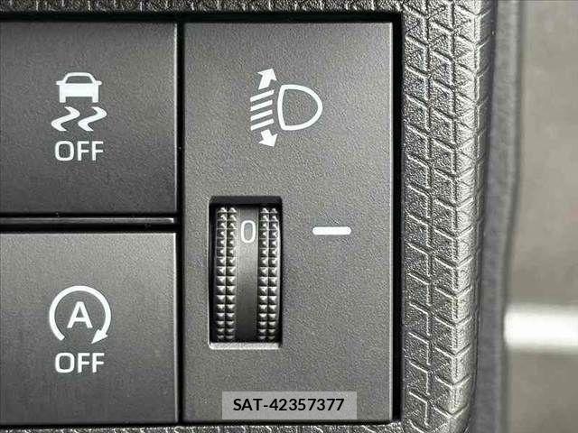 Daihatsu TANTO 2023-08 8850825-2