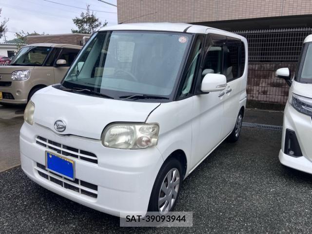 Daihatsu TANTO 2011-08 8850842-0