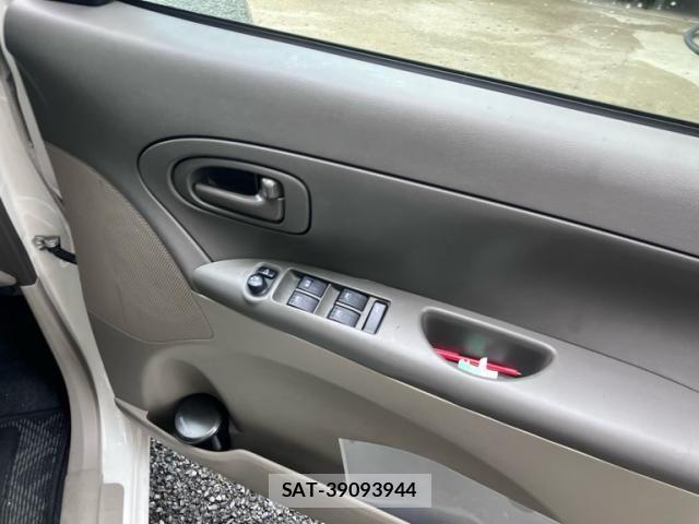 Daihatsu TANTO 2011-08 8850842-9