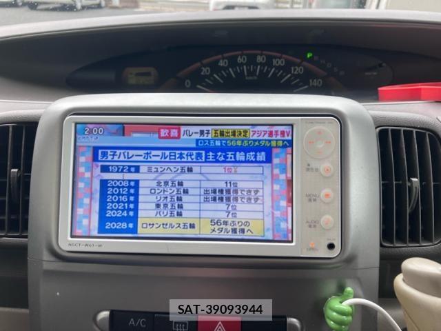 Daihatsu TANTO 2011-08 8850842-13