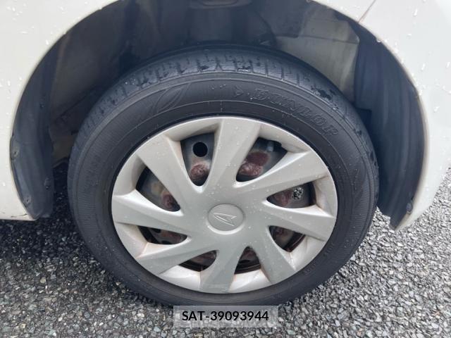 Daihatsu TANTO 2011-08 8850842-4