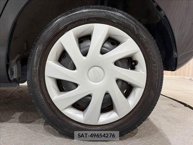 Daihatsu TANTO 2018-11 8850829-27