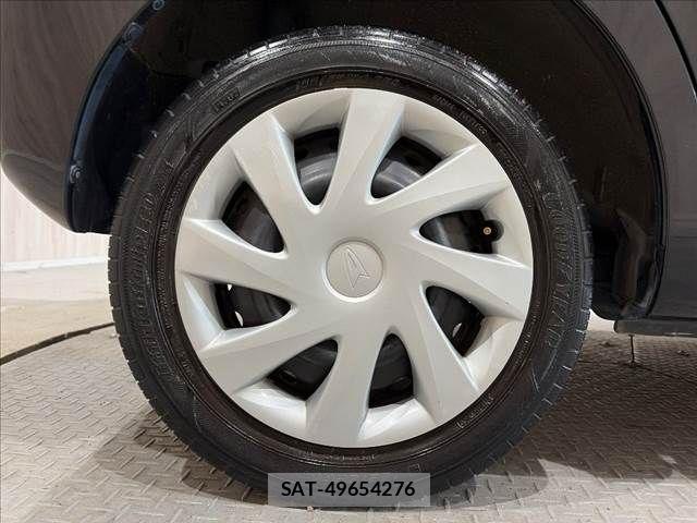 Daihatsu TANTO 2018-11 8850829-28