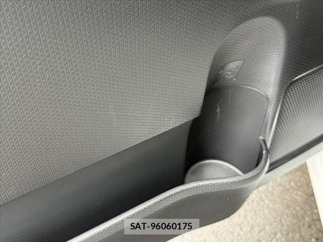 Daihatsu TANTO 2019-11 8850830-27