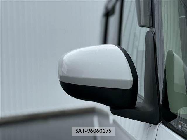 Daihatsu TANTO 2019-11 8850830-28