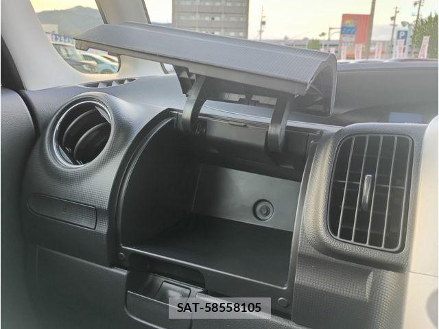 Daihatsu TANTO 2012-01 8872228-9