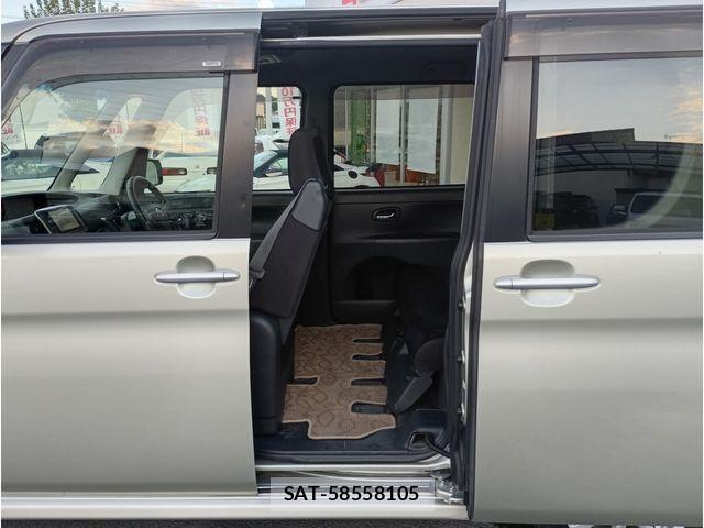 Daihatsu TANTO 2012-01 8872228-17