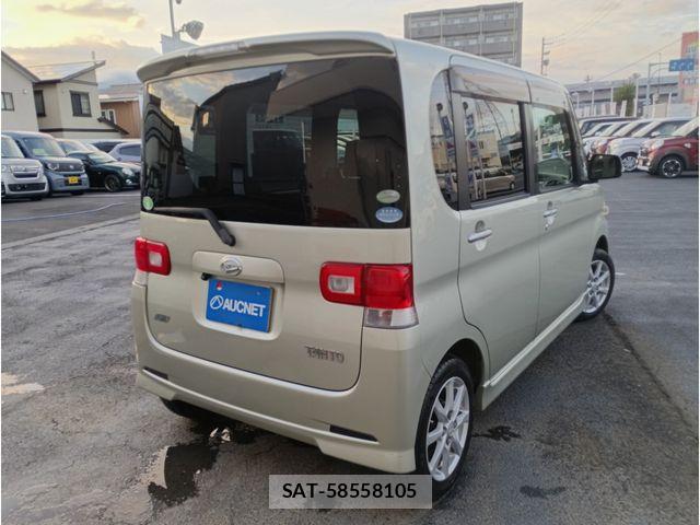 Daihatsu TANTO 2012-01 8872228-2