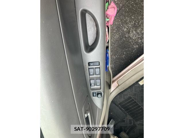 Daihatsu TANTO 2010-10 8872227-12