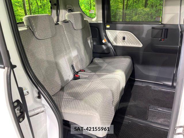 Daihatsu TANTO 2021-08 8872224-8