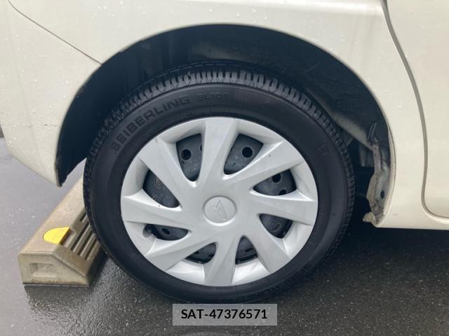 Daihatsu TANTO 2015-09 8882514-13