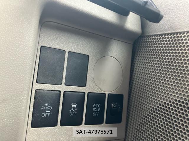 Daihatsu TANTO 2015-09 8882514-23