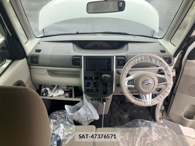 Daihatsu TANTO 2015-09 8882514-2