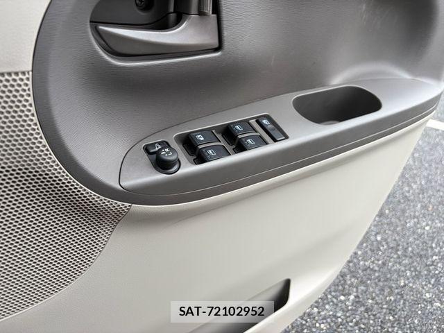 Daihatsu TANTO 2018-09 8882503-22